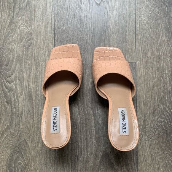 Steve Madden Signal Embossed Mules pink Slip On High Heels Square toe Size 7 - Picture 3 of 11